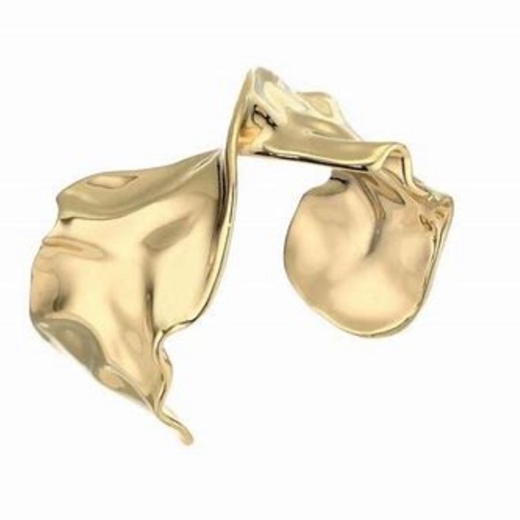 Alexis Bittar Crumpled Metal Twist Cuff Bracelet - Picture 2 of 16